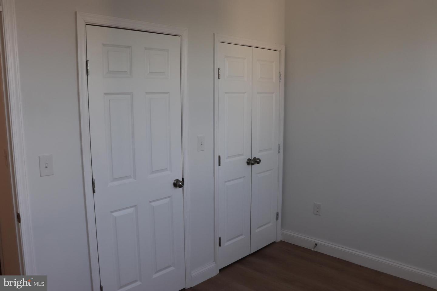 1707 Marshall St Property Photo 24