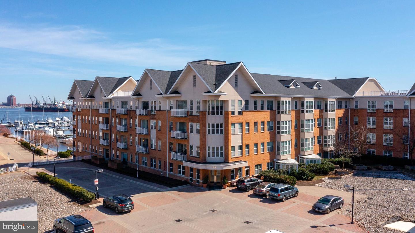 23 PIERSIDE DR #413