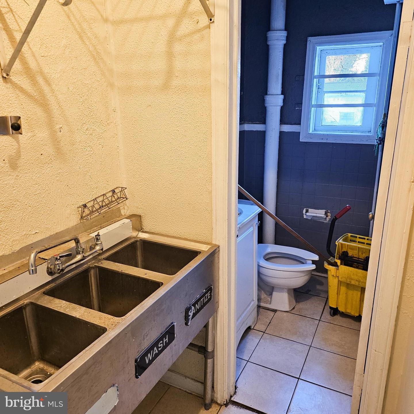 5307 York Rd Property Photo 8