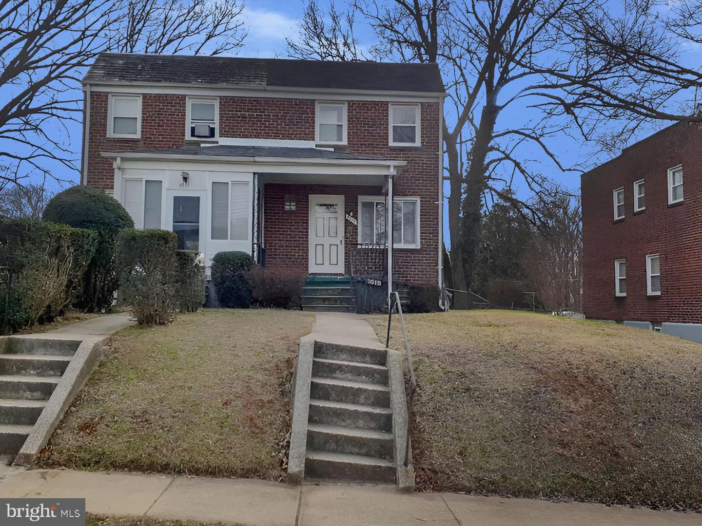 5619 Wesley Ave Property Photo 1
