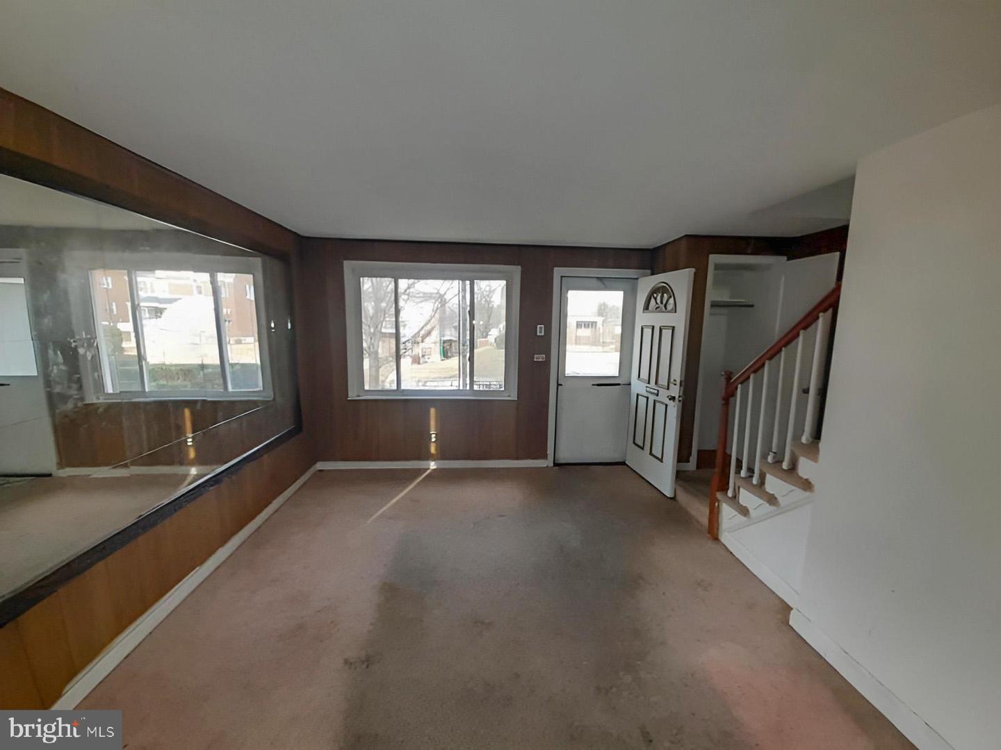 5619 Wesley Ave Property Photo 5