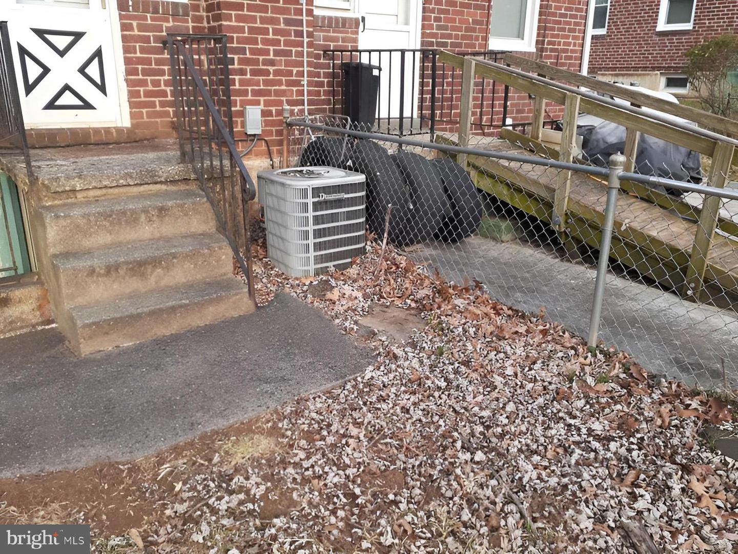 5619 Wesley Ave Property Photo 37