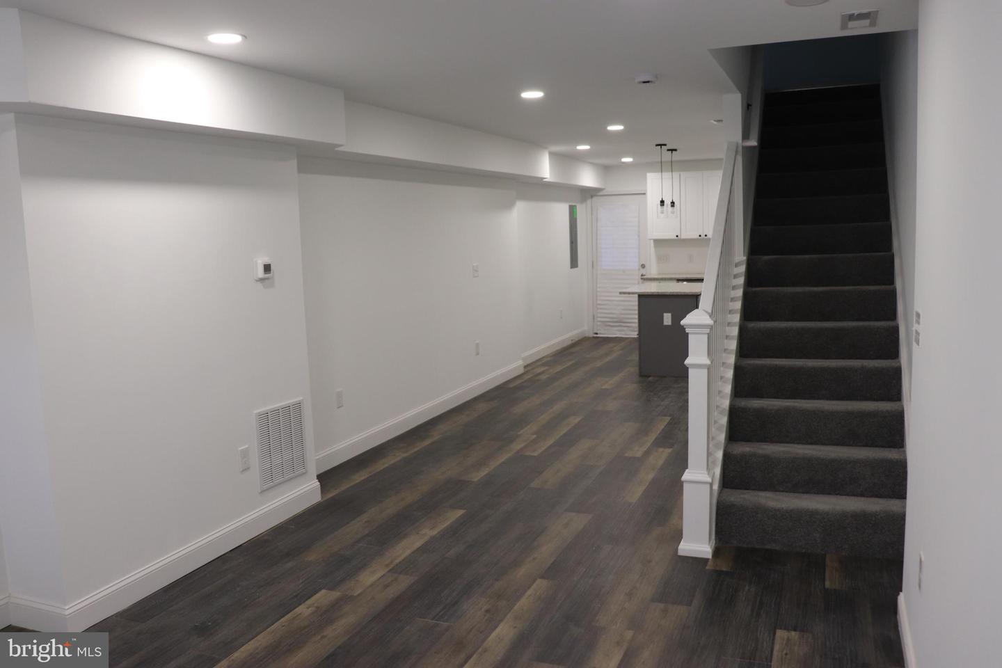 1710 Light St Property Photo 11