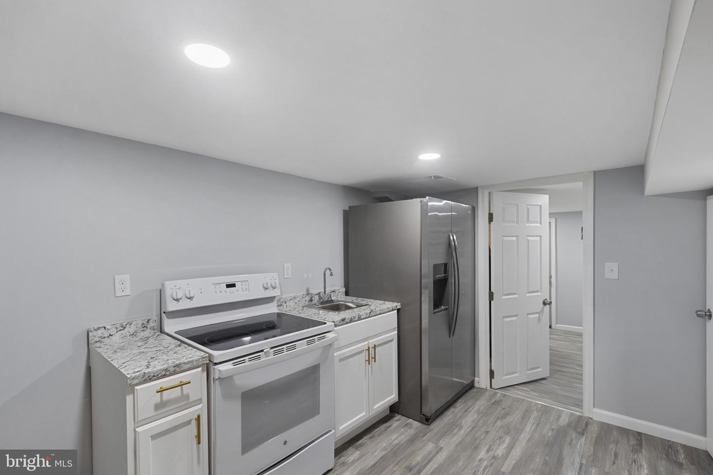 50 Stockton St Property Photo 13