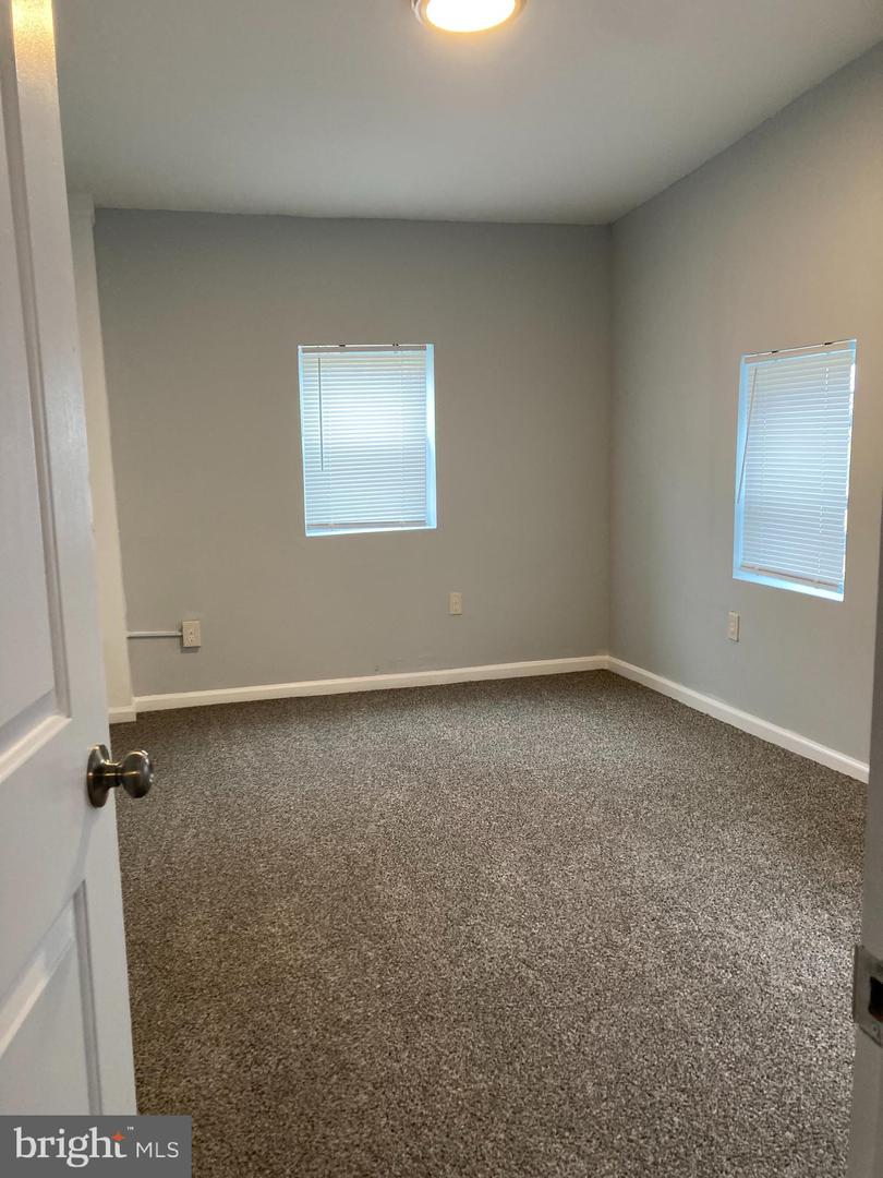 1304 Ensor St Property Photo 14