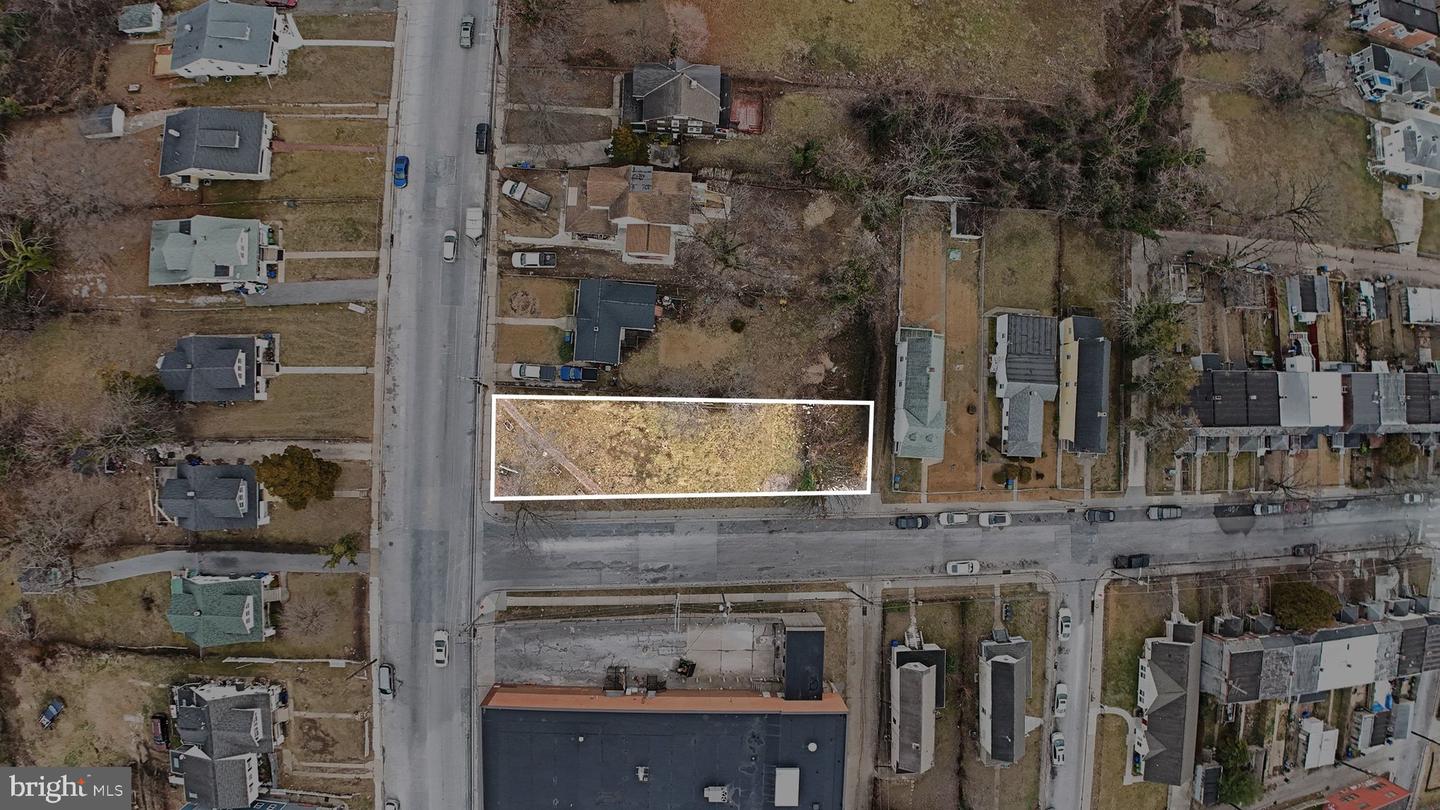 601 Woodbourne Ave Property Photo 2