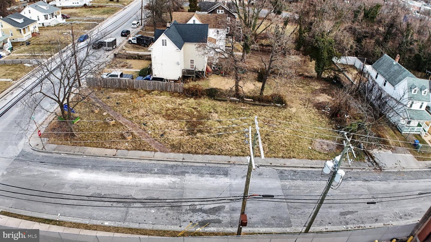 601 Woodbourne Ave Property Photo 13