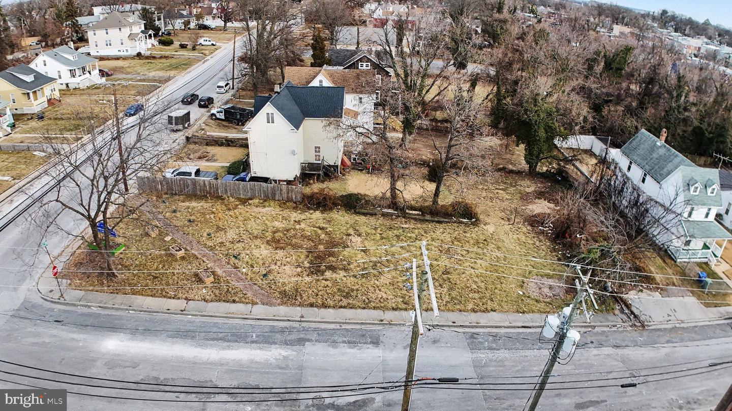 601 Woodbourne Ave Property Photo 14