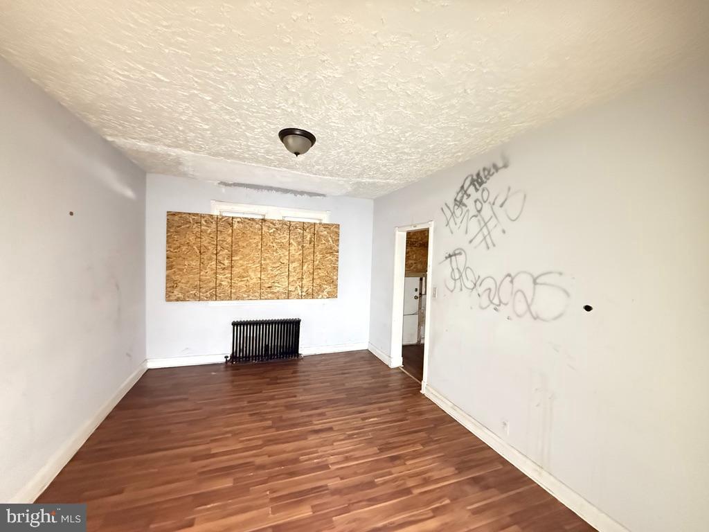 526 Sheridan Ave Property Photo 5