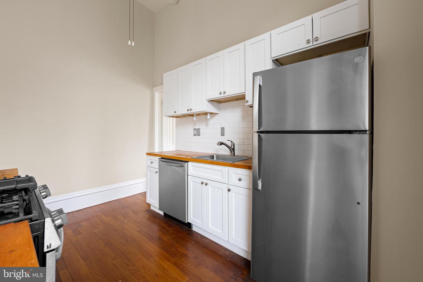 1700 Park Ave Property Photo 11
