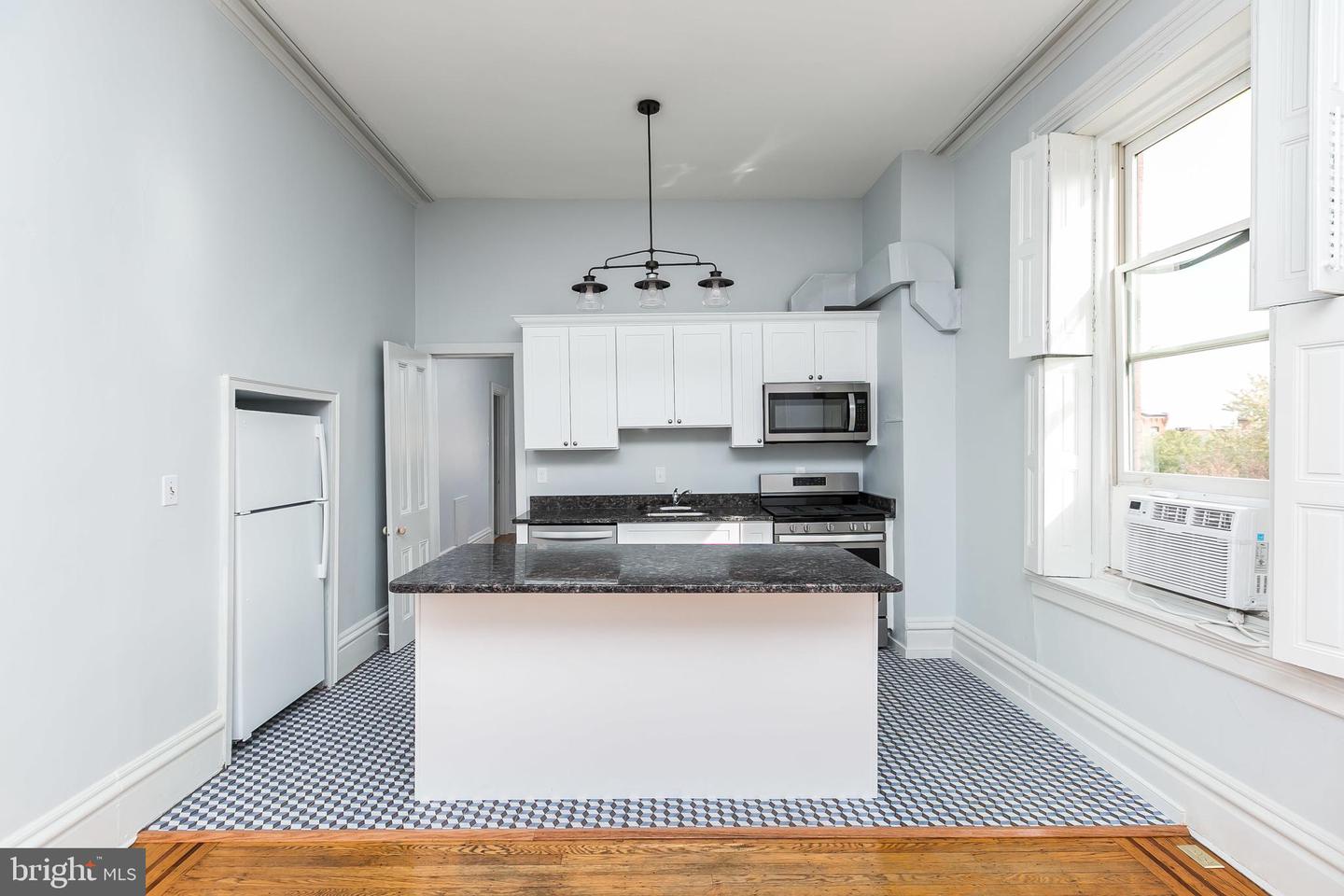 1700 Park Ave Property Photo 34