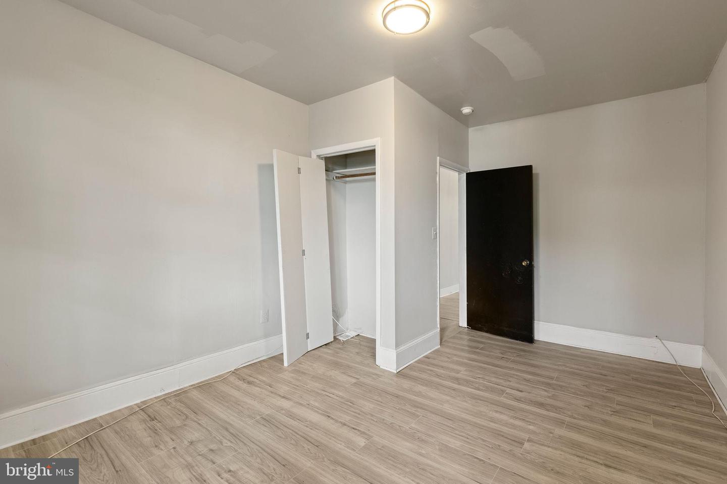 3003 Clifton Ave Property Photo 14