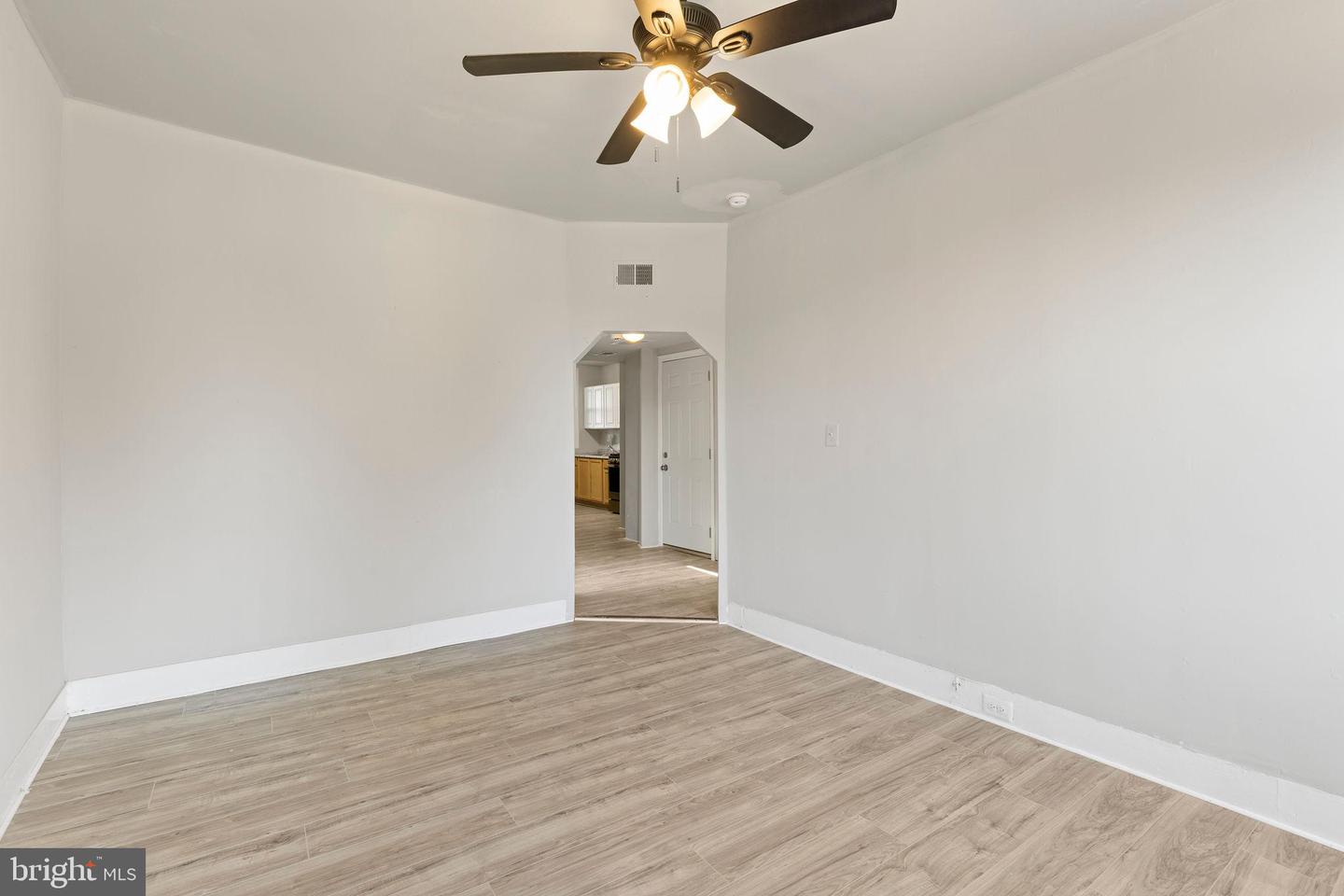 3003 Clifton Ave Property Photo 16
