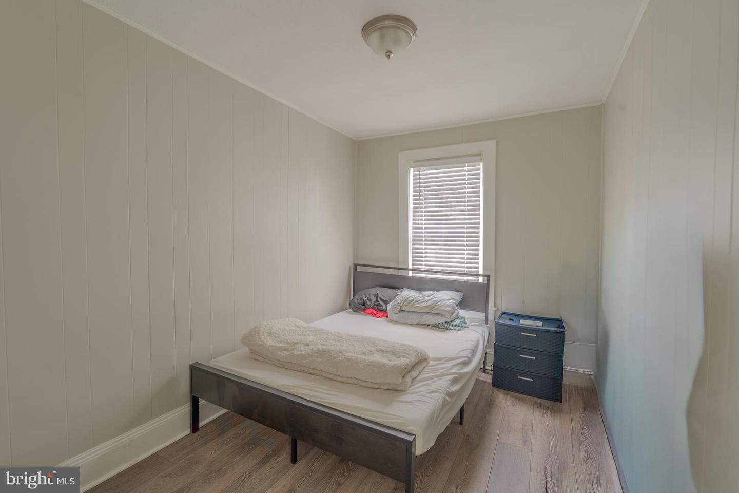 4909 Litchfield Ave Property Photo 12