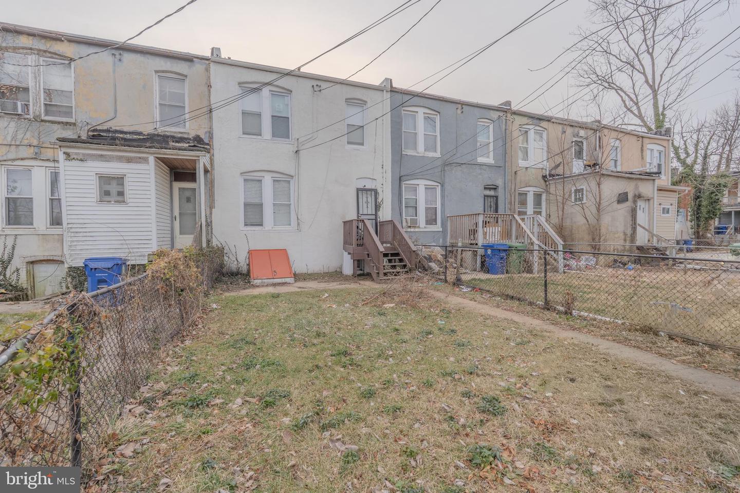 4909 Litchfield Ave Property Photo 16