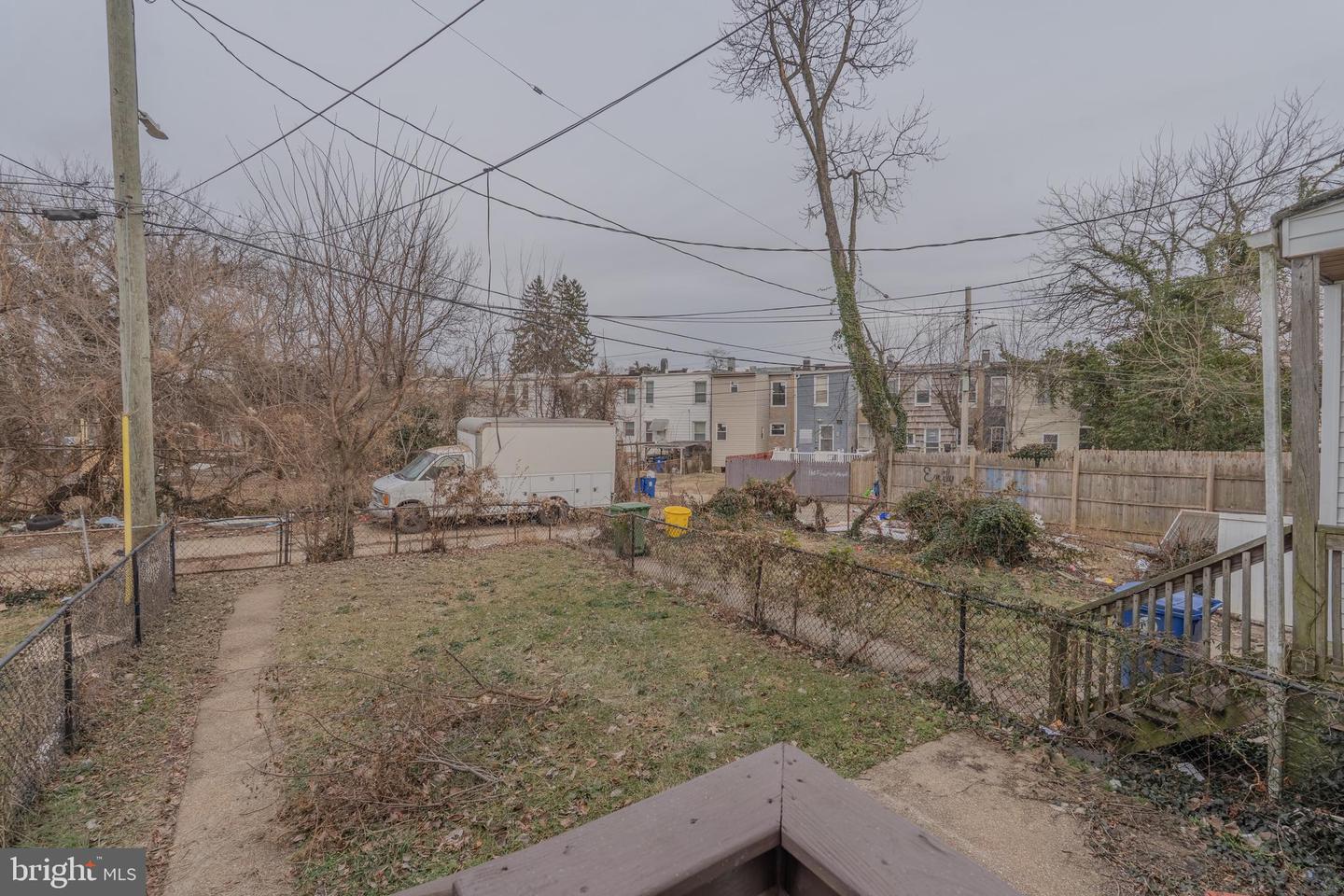 4909 Litchfield Ave Property Photo 17
