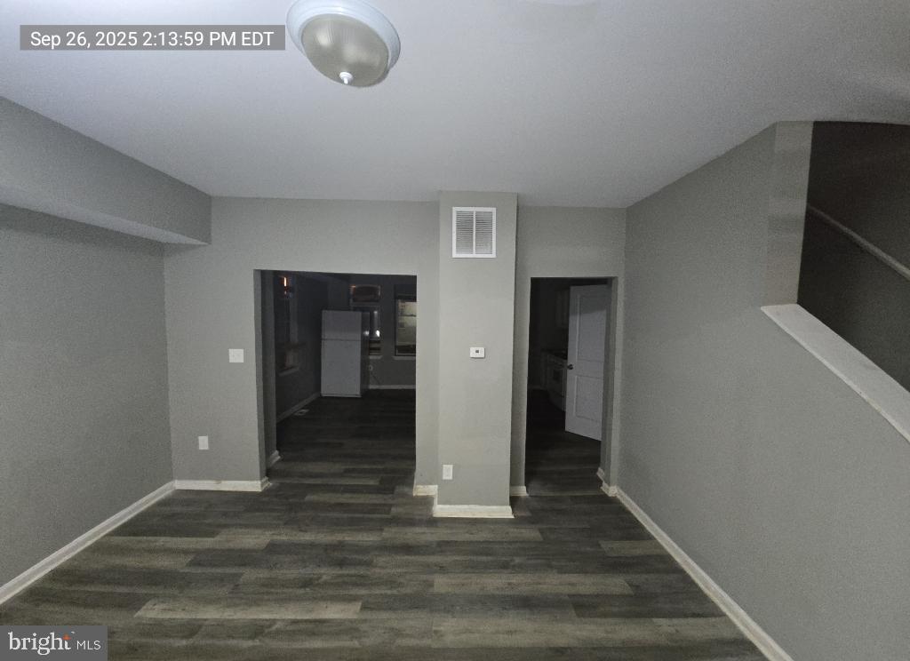 3916-1/2 Ridgewood Ave Property Photo 2