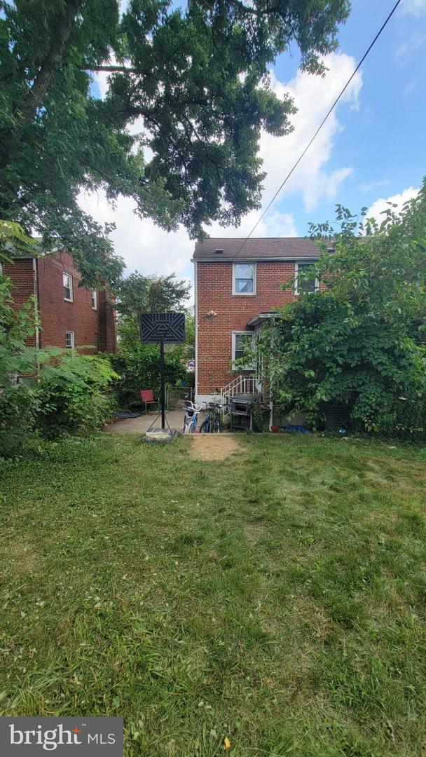 5105 Plymouth Property Photo 2