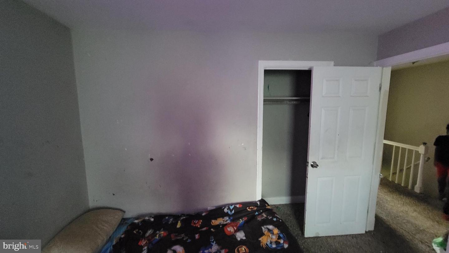 5105 Plymouth Property Photo 9