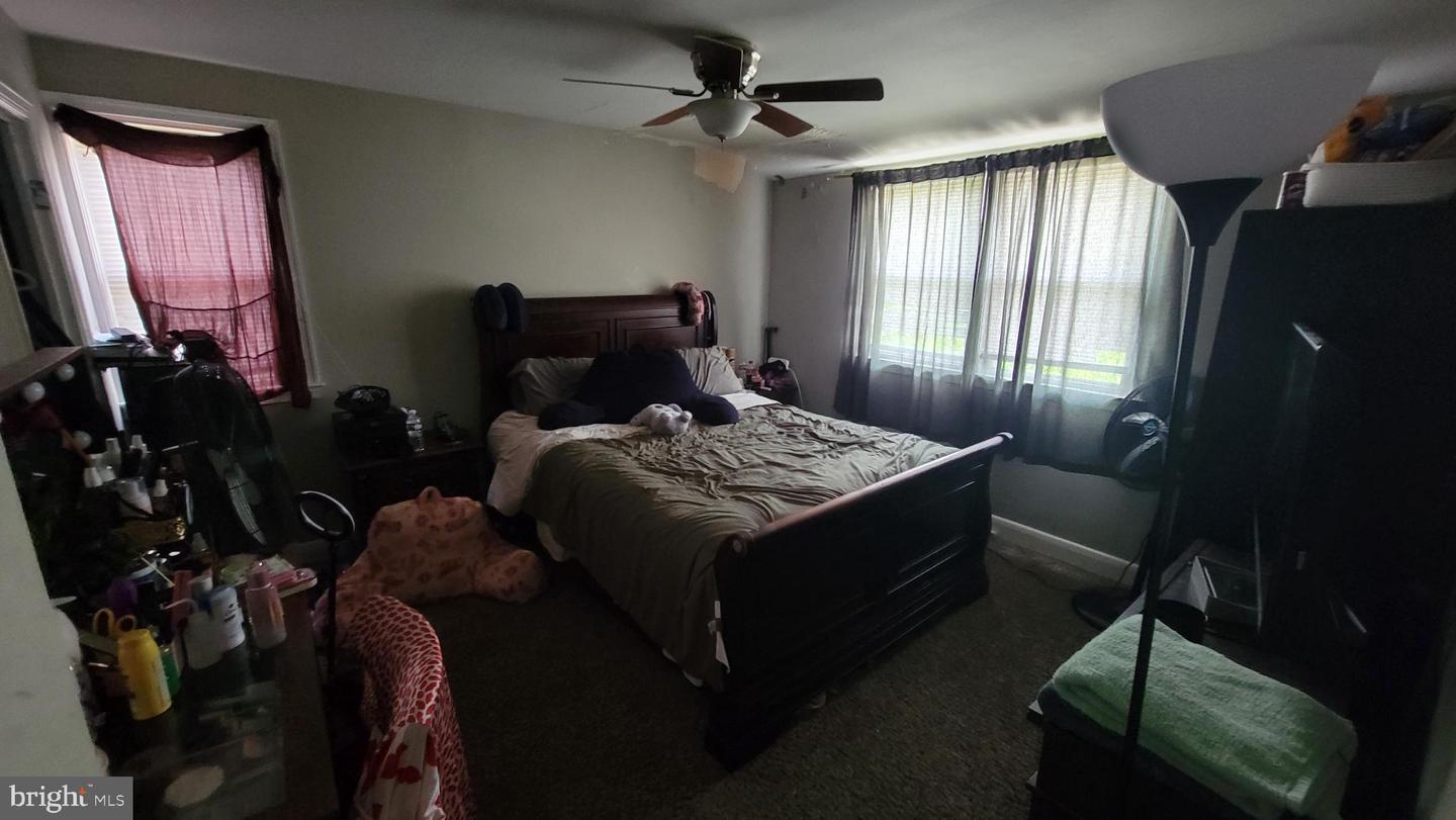 5105 Plymouth Property Photo 13