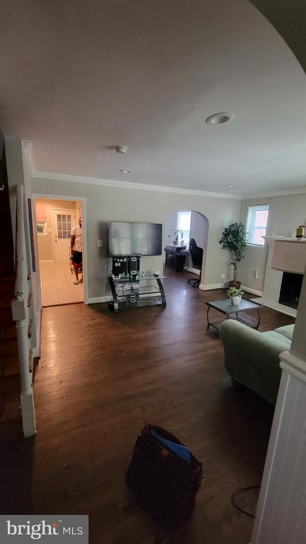 5105 Plymouth Property Photo 27