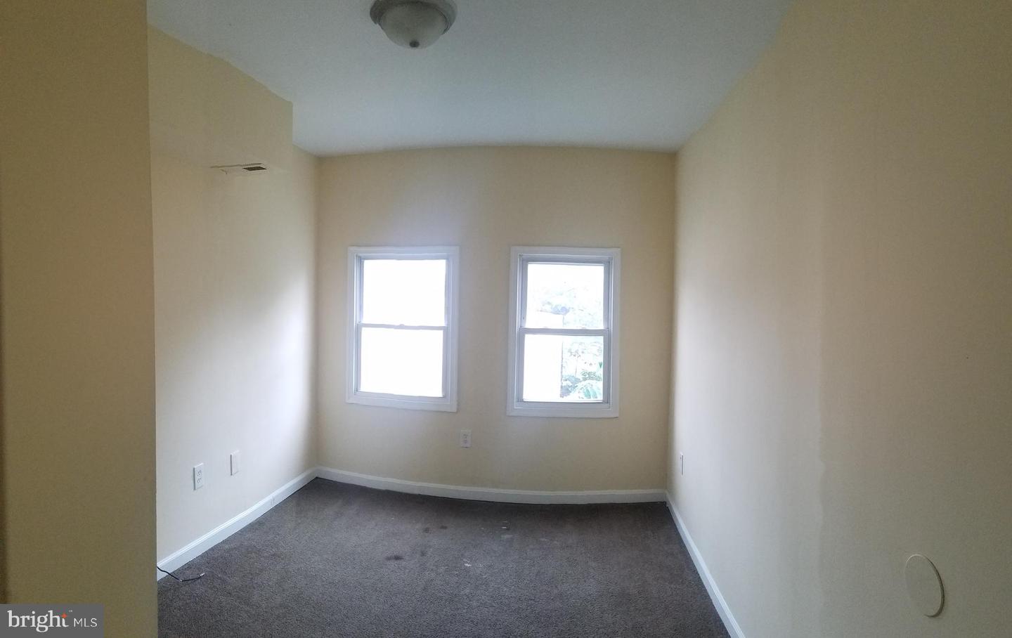305 S Stricker St Property Photo 7