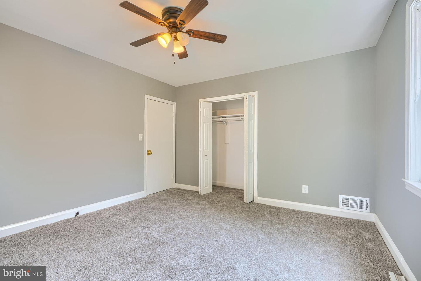 6227 Pioneer Dr Property Photo 18