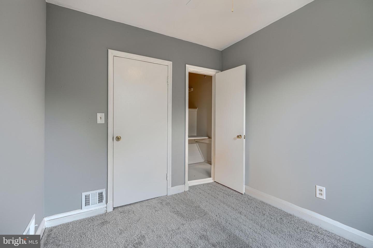 6227 Pioneer Dr Property Photo 22