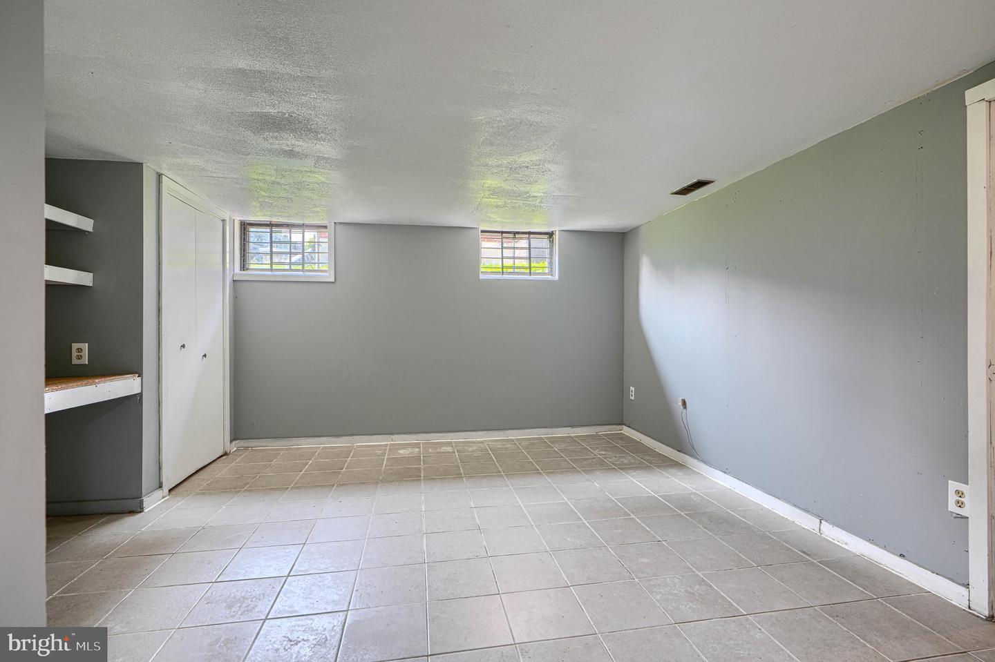 6227 Pioneer Dr Property Photo 30