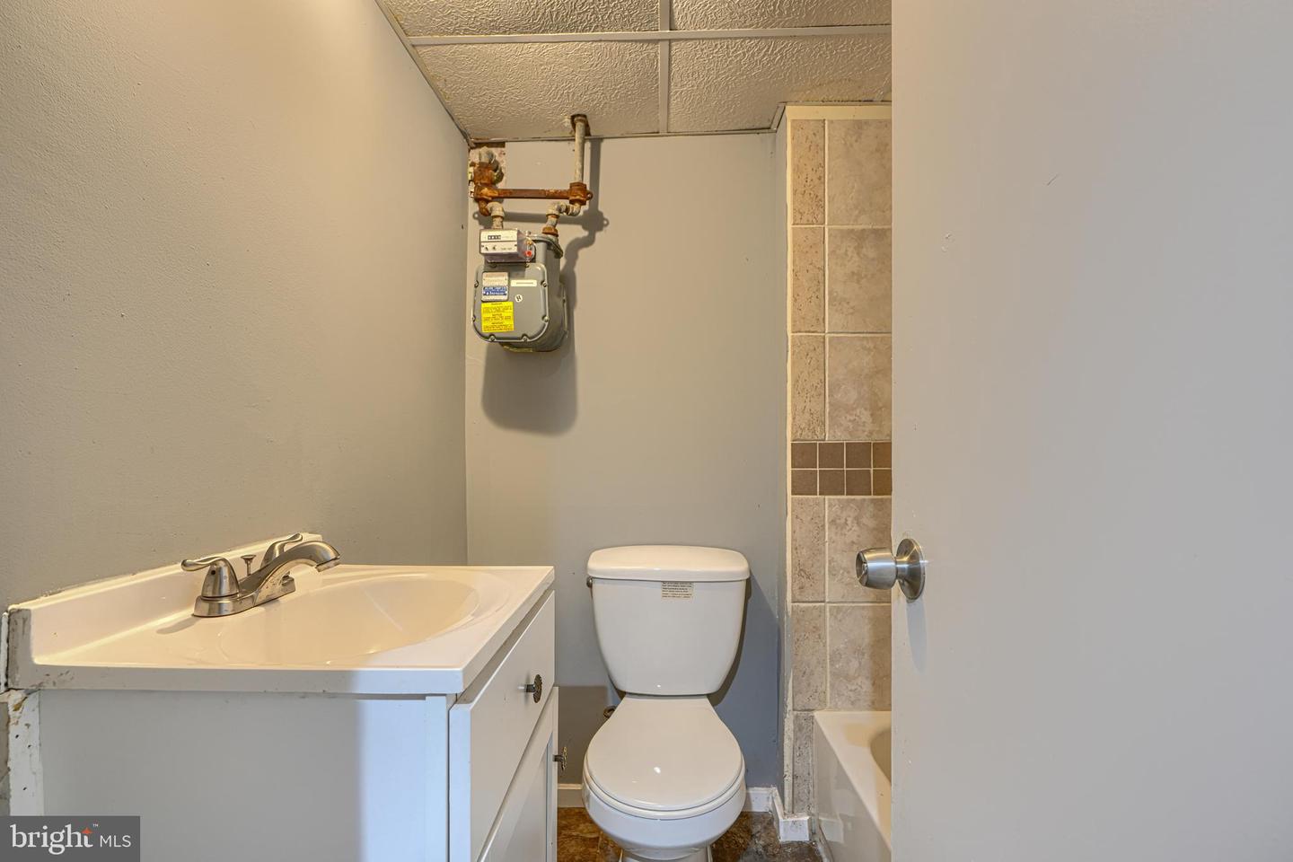 6227 Pioneer Dr Property Photo 37