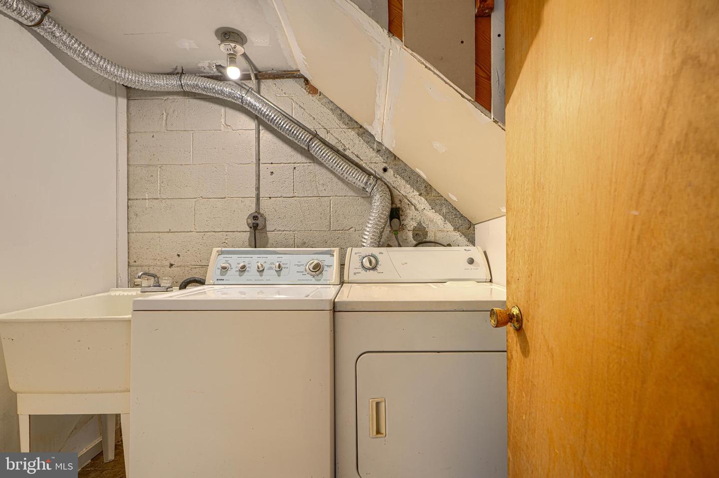 6227 Pioneer Dr Property Photo 41