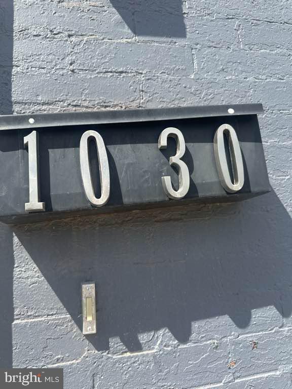 1030 W Franklin St Property Photo 3
