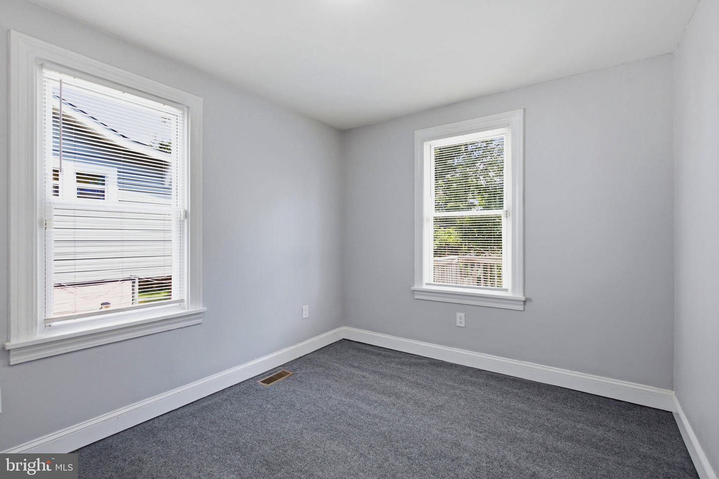 4506 Woodlea Ave Property Photo 7