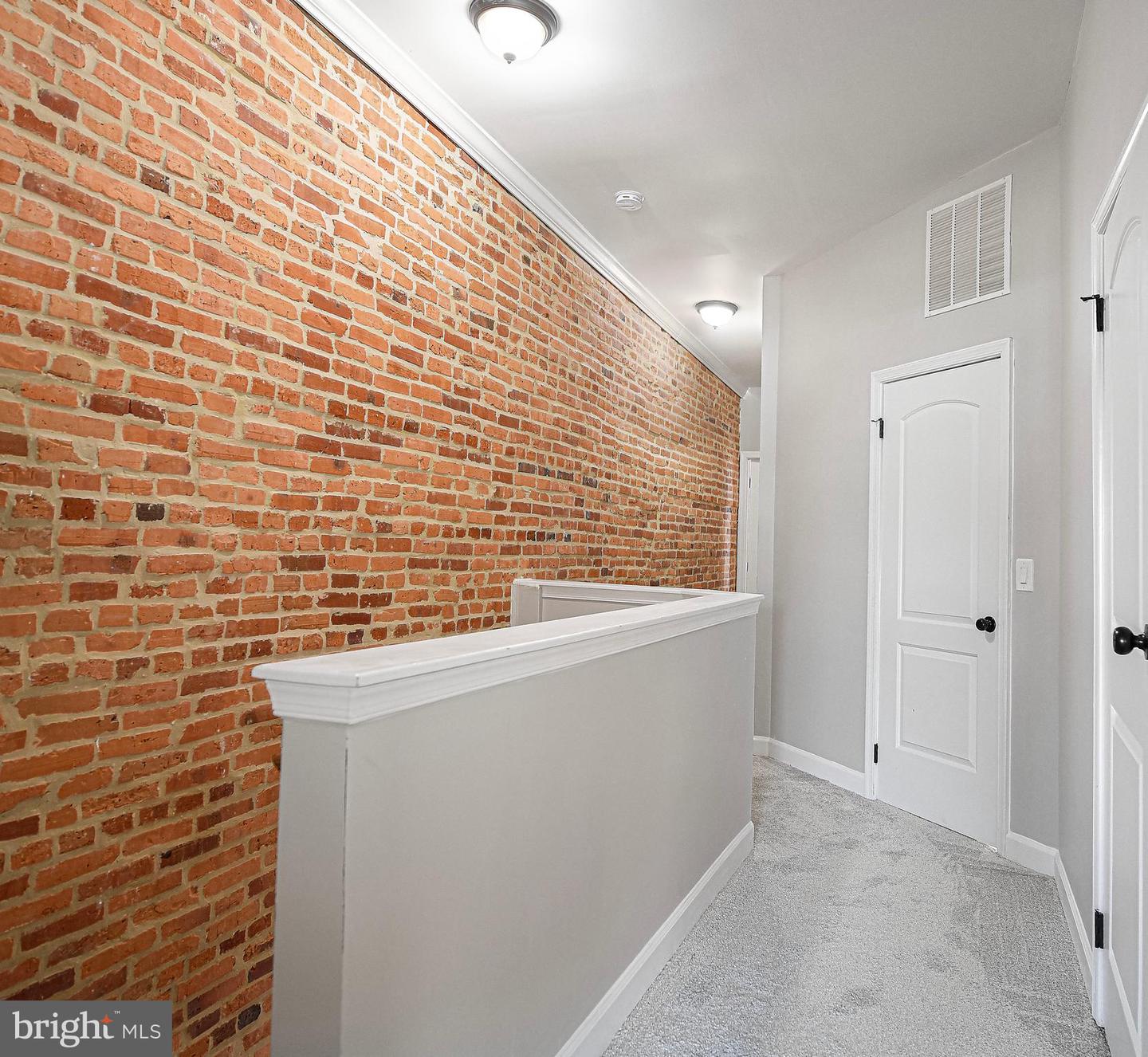 601 N Loudon Ave Property Photo 15