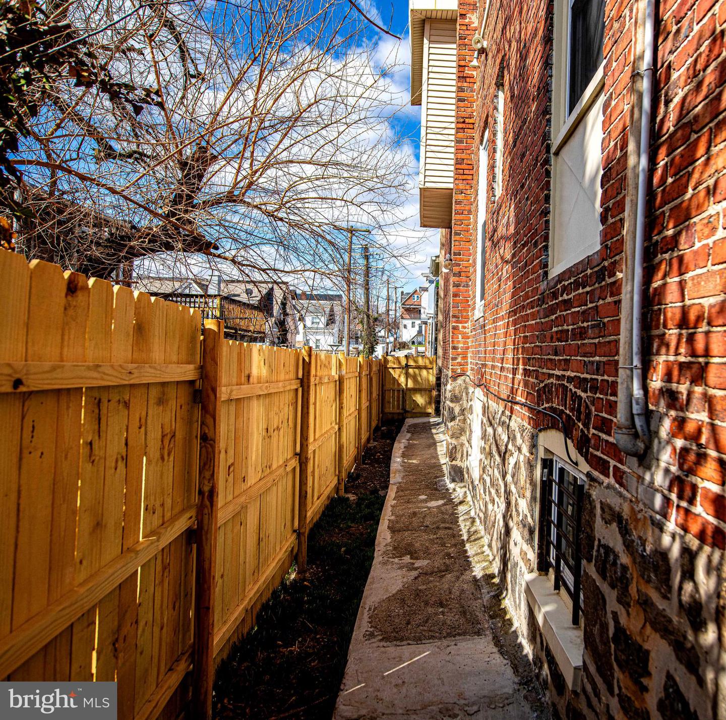 601 N Loudon Ave Property Photo 19