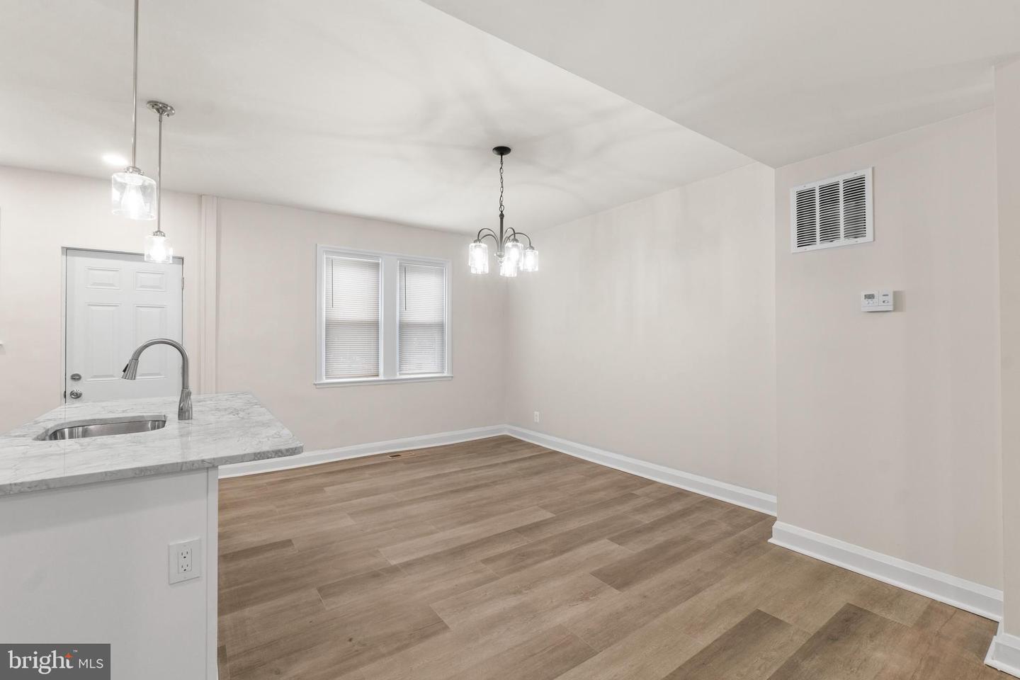2529 Boarman Ave Property Photo 9