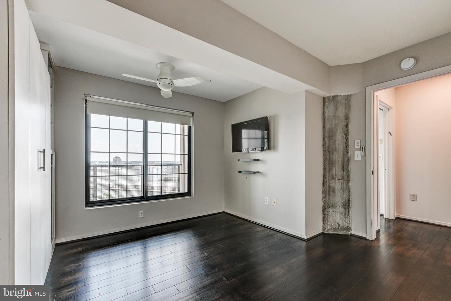 1200 Steuart St #1711 Property Photo 40