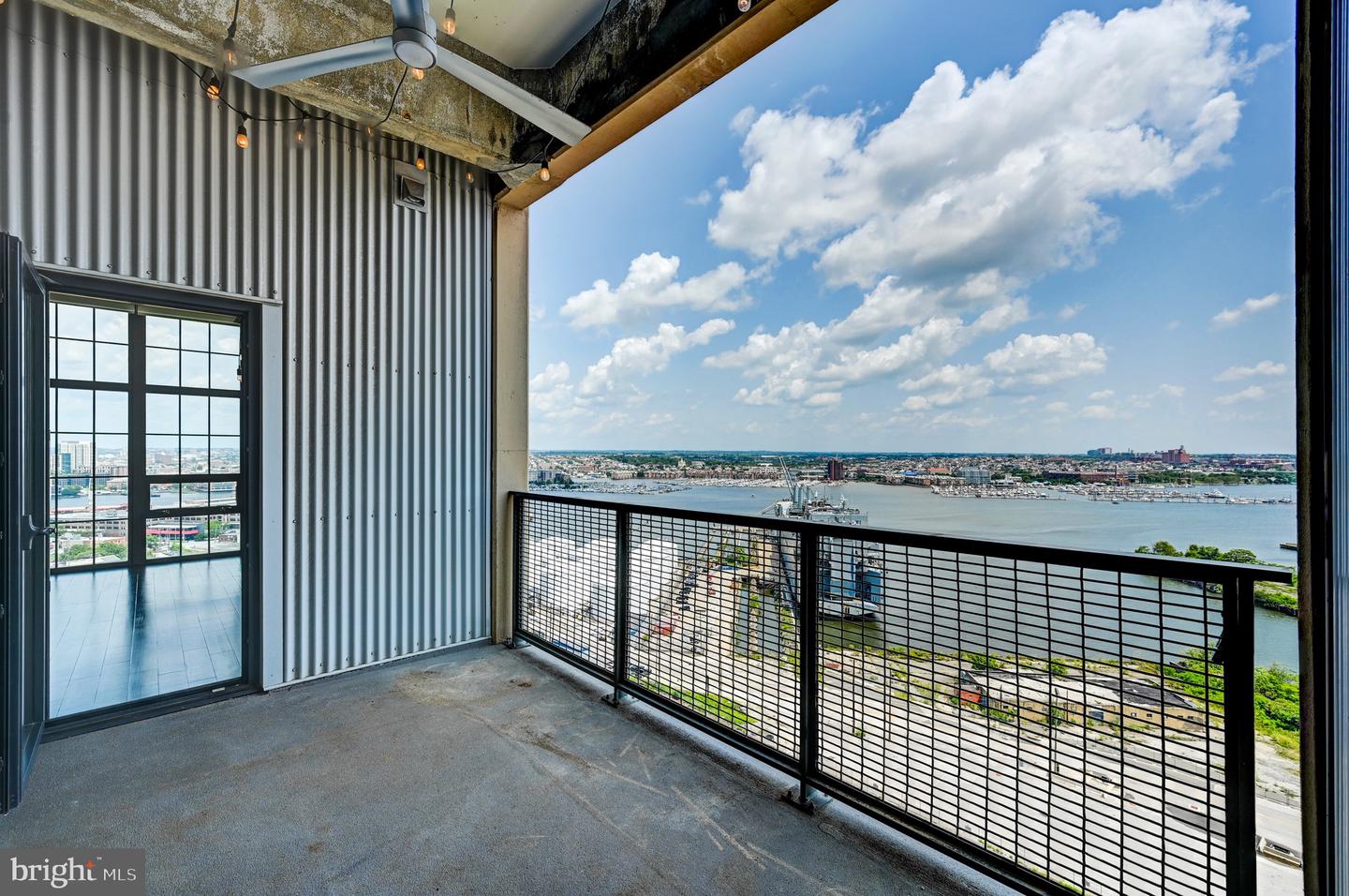 1200 Steuart St #1711 Property Photo 44