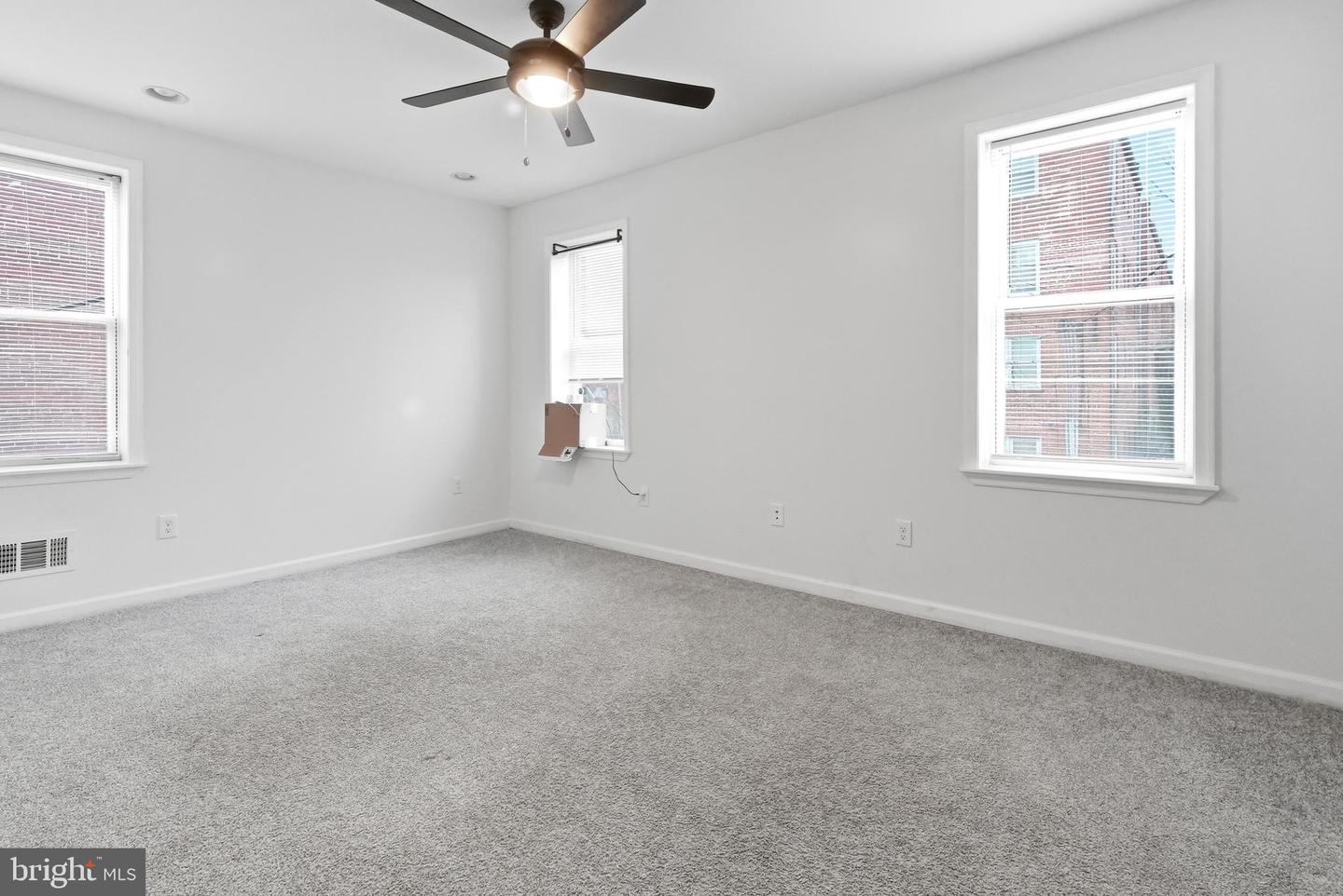 2302 Mount Royal Terrace Property Photo 13