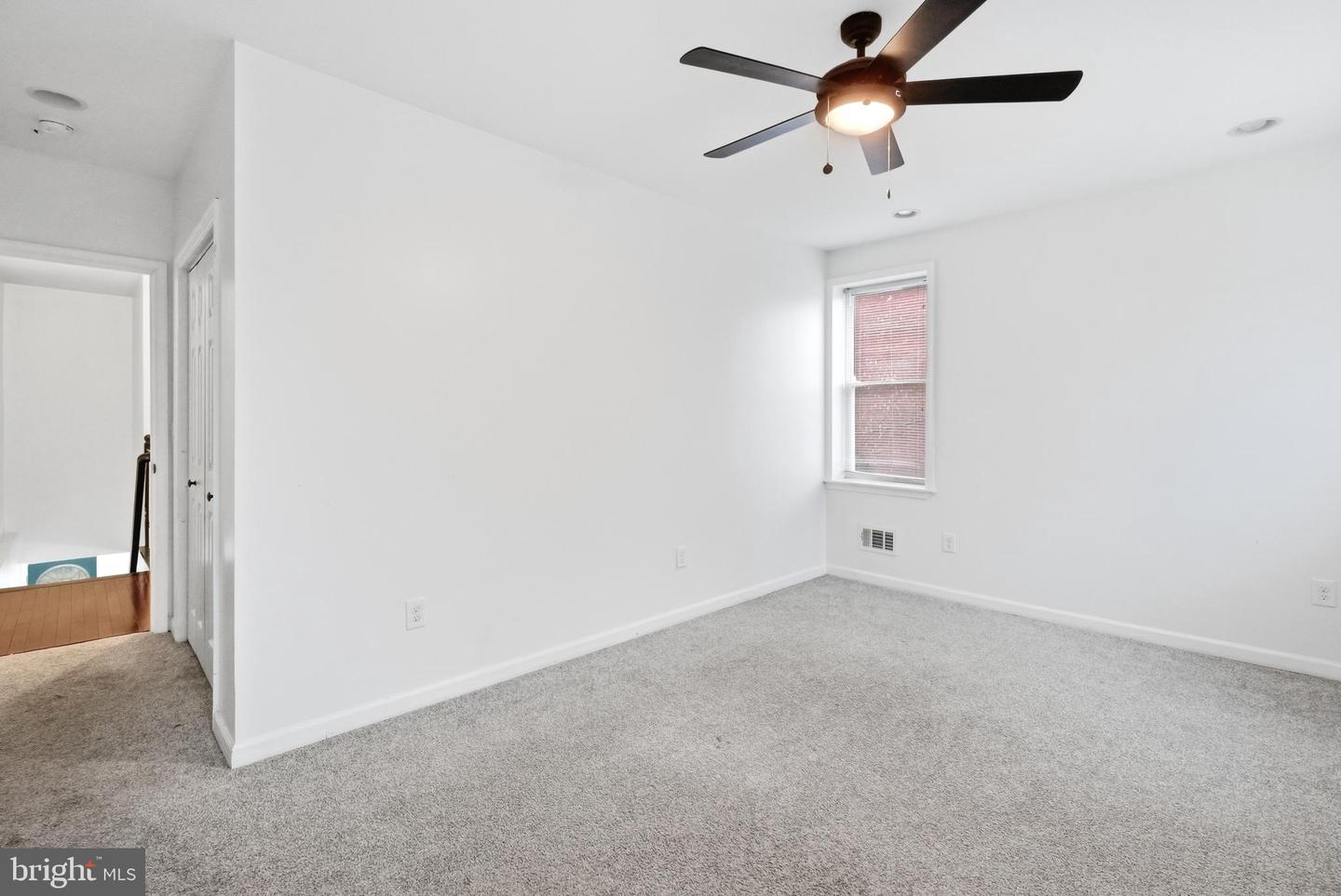 2302 Mount Royal Terrace Property Photo 16