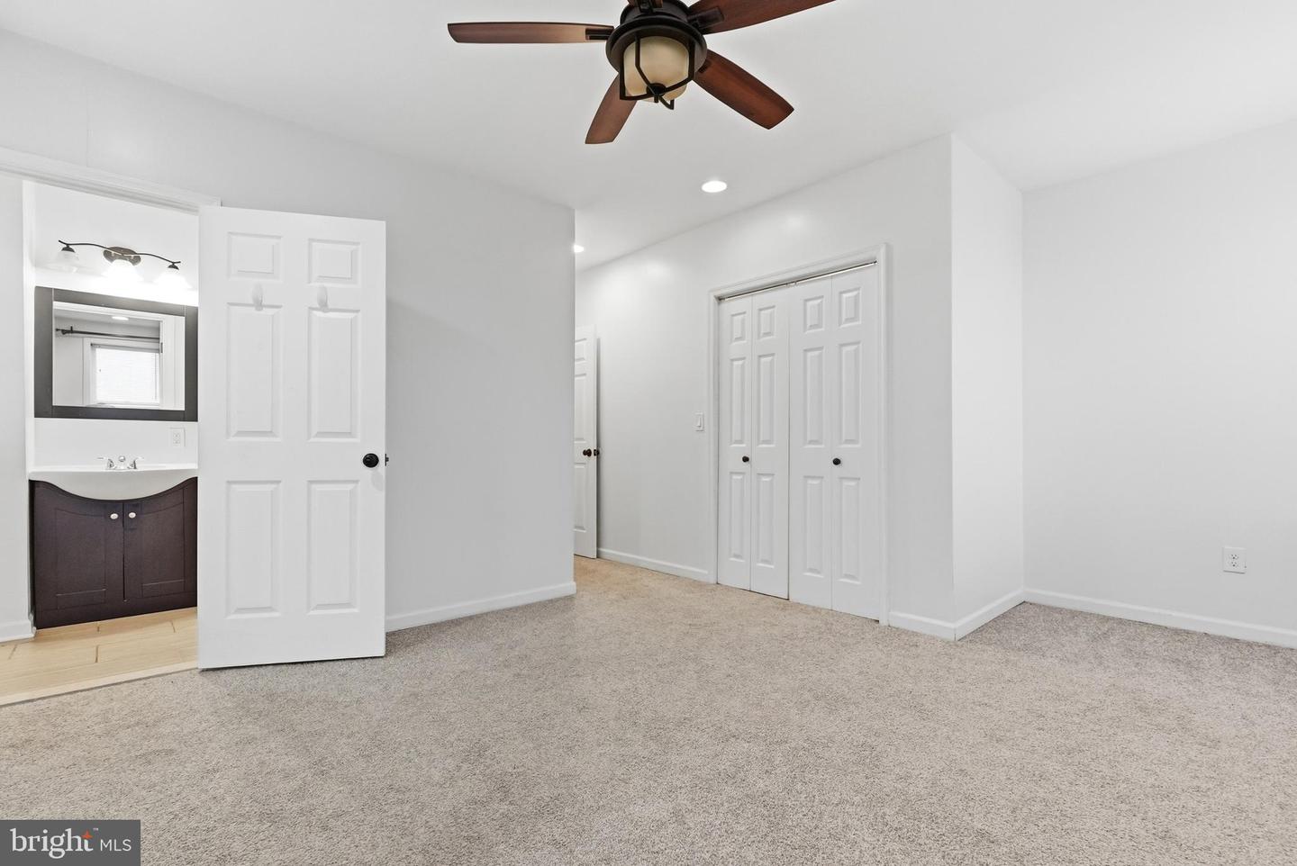 2302 Mount Royal Terrace Property Photo 18