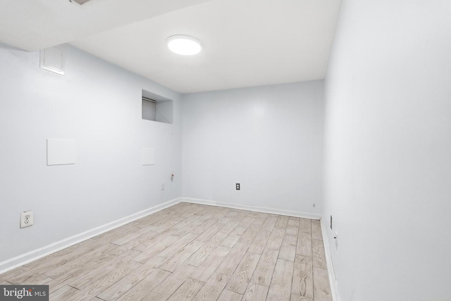 2302 Mount Royal Terrace Property Photo 20