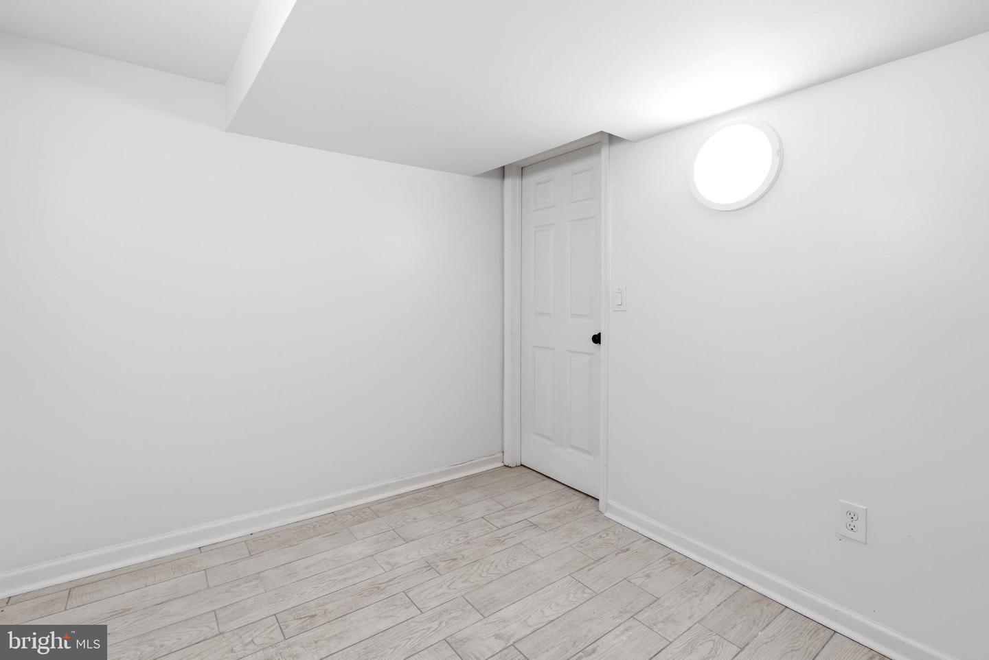 2302 Mount Royal Terrace Property Photo 24