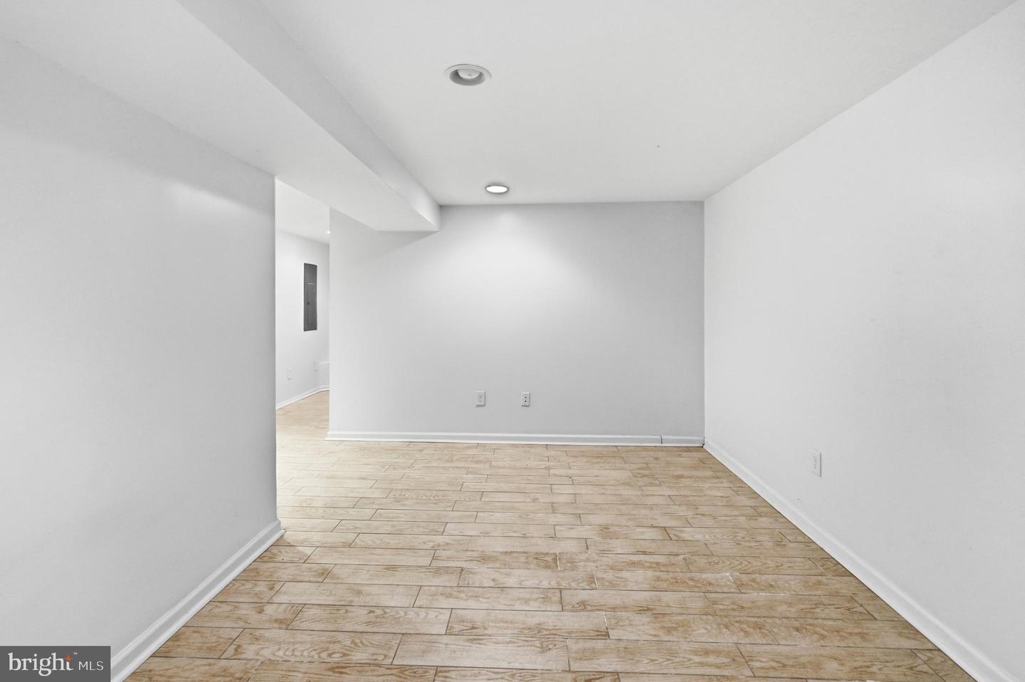 2302 Mount Royal Terrace Property Photo 25
