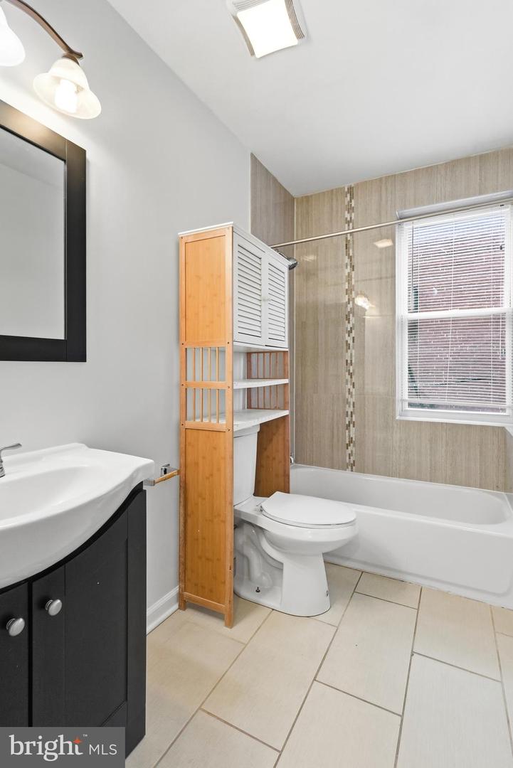2302 Mount Royal Terrace Property Photo 31