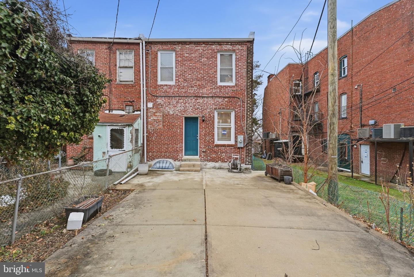 2302 Mount Royal Terrace Property Photo 37