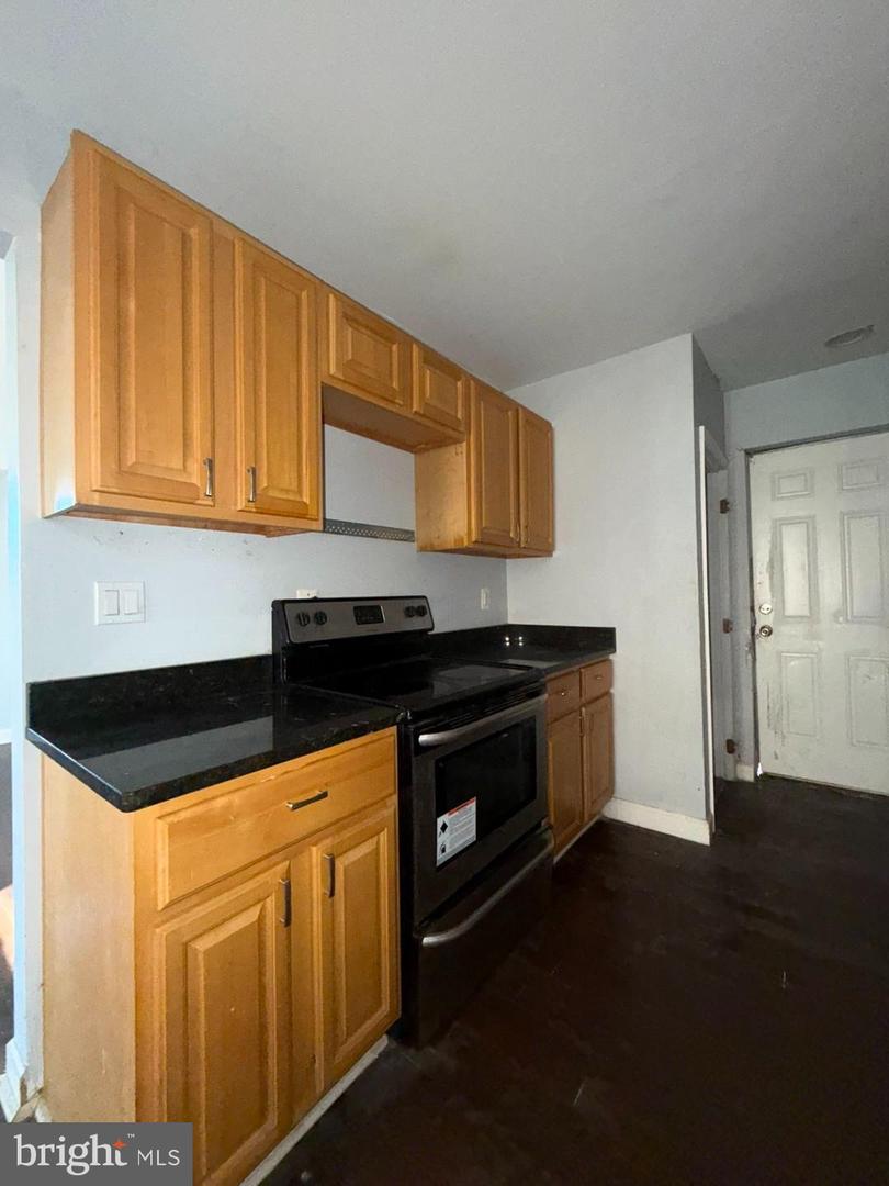3830 Brooklyn Ave Property Photo 10