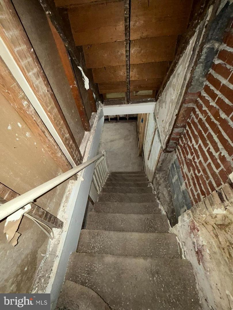 3830 Brooklyn Ave Property Photo 32