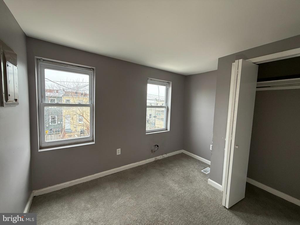 1417 Ward St Property Photo 7