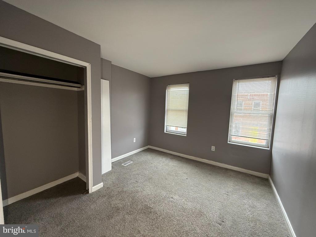1417 Ward St Property Photo 11